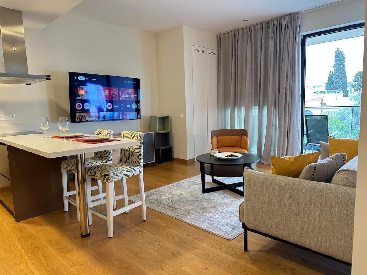 Luxury Hub Spot Apartment